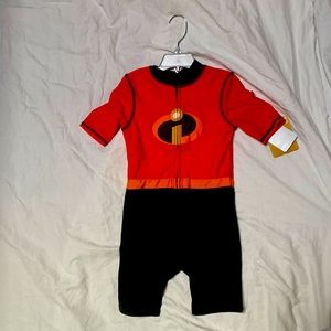 NWT Disney’s Incredibles Costume Swim 1pc (5/6)